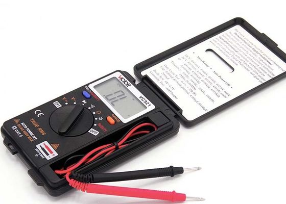 Показ LCD цифрового вольтамперомметра ВИКТОР VC921 Handheld